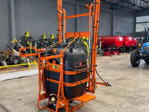 Pulverizador de barras novo Marca: Cimag Modelo: Condor 600 AM12 com barras de 12 Metros