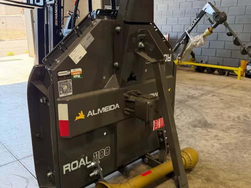 Roçadeira Hidráulica nova Marca: Almeida Modelo: ROAL 1100 de 1.10 m