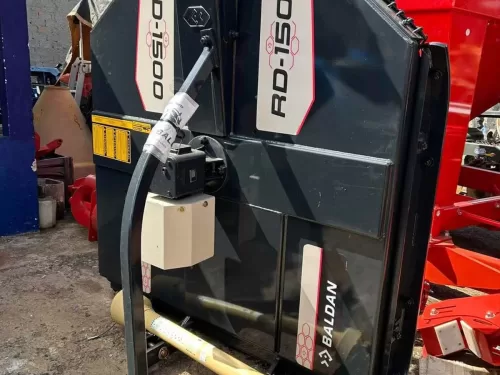 Roçadeira hidráulica (nova) Marca: Baldan Modelo: RD 1500 de 1.50 m