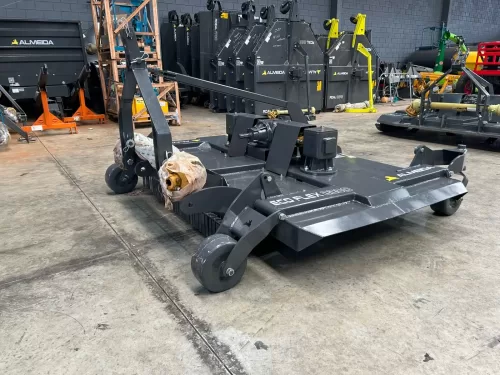 Roçadeira Ecológica hidráulica dupla Marca: Almeida Modelo: ECO FLEX 2200 de 2.20 M Central e Lateral