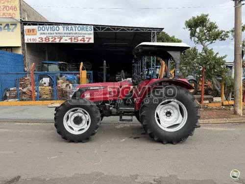 Yanmar Solis 80 4×4 Ano 2021 com apenas 694 horas e reversor de marchas
