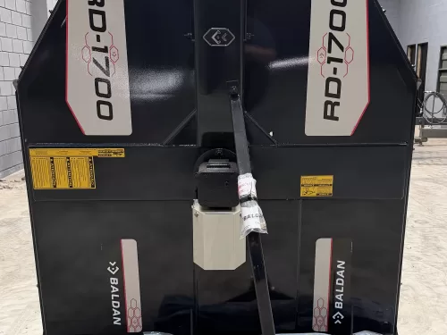 Roçadeira hidráulica (nova )Marca: Baldan Modelo: RD 1700 de 1.70 m.