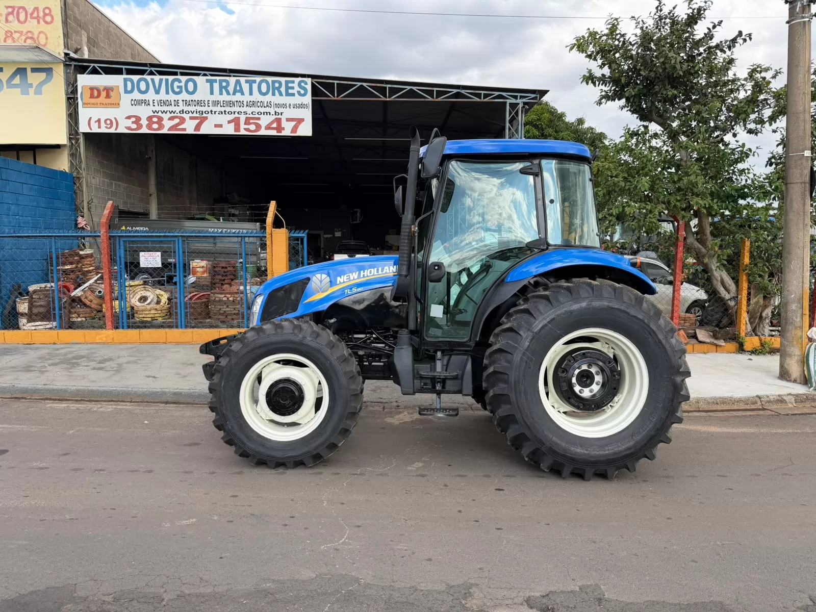 New Holland TL5.80 Cabinado de fábrica Cod (05),4x4 Ano: 2021.