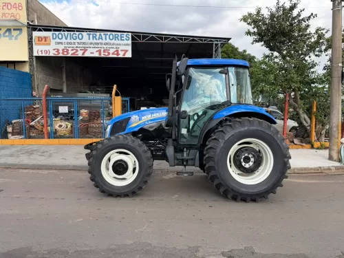 New Holland TL5.80 Cabinado de fábrica Cod (05),4x4 Ano: 2021.