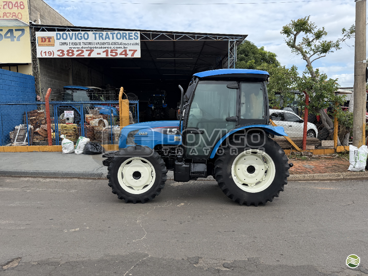 LS Tractor U60 Cabinado 4×4 Ano 2018 com Redutor de velocidade e Reversor